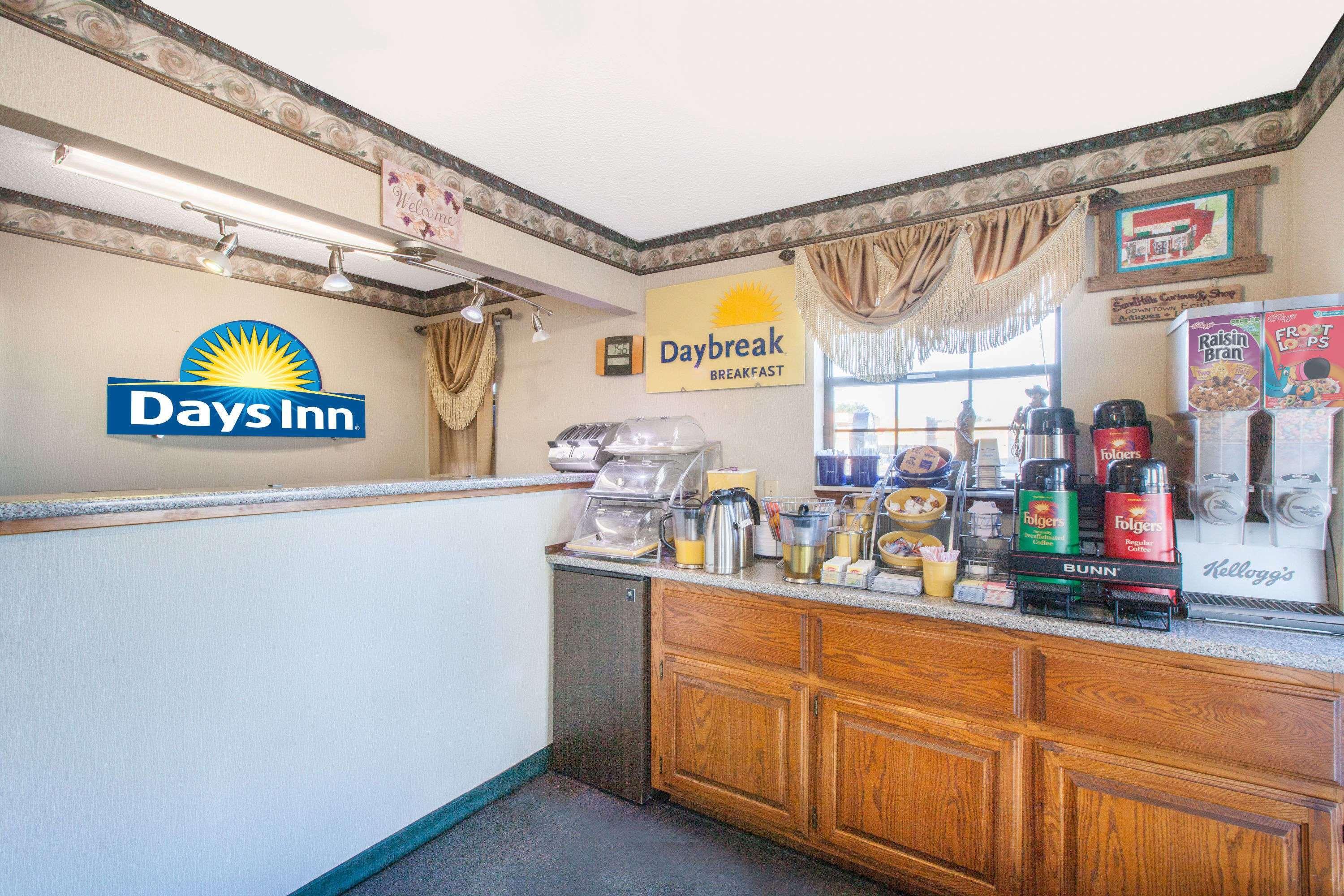 Days Inn By Wyndham Erick Kültér fotó