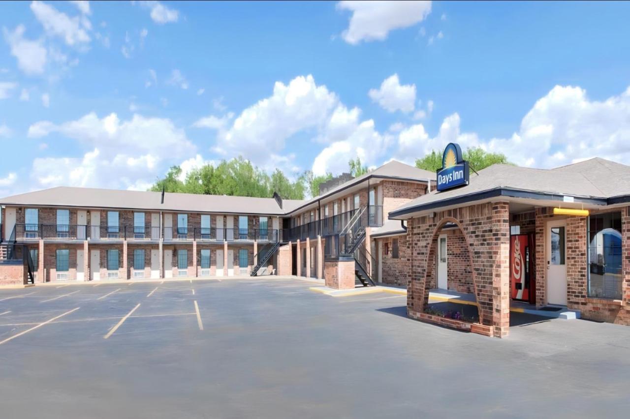 Days Inn By Wyndham Erick Kültér fotó